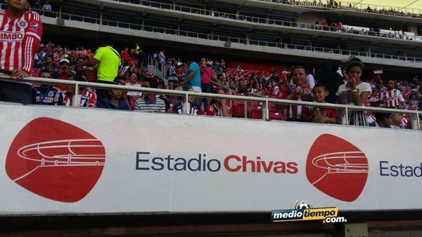 Cambian nombre al estadio de Chivas - estadio-chivas