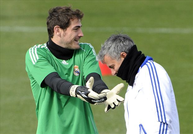 'Mourinho y yo no nos hablábamos al final': Iker Casillas - iker-casillas-jose-mourinho-1