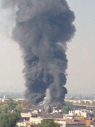 Se incendia bodega de electrodomésticos en Tenayuca - incendio-tenayuca-badtzmoradito