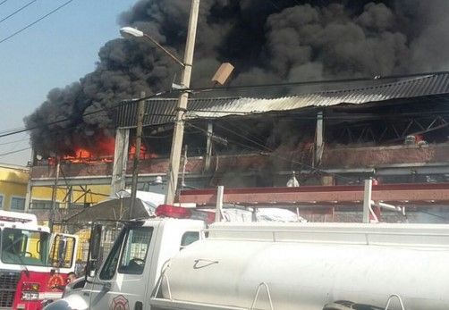 Se incendia bodega de electrodomésticos en Tenayuca Se incendia bodega de electrodomésticos en Tenayuca