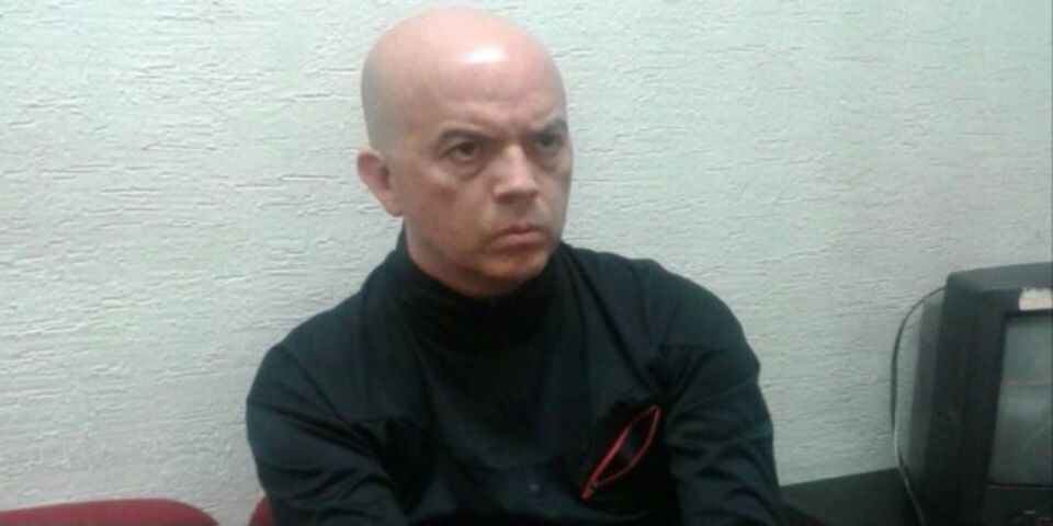 Dictan auto de formal prisión contra exvocero de Padrés