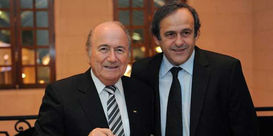 FIFA reduce sanciones de Blatter y Platini