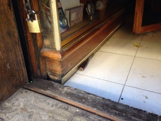 Asaltan joyería a una cuadra de SEGOB