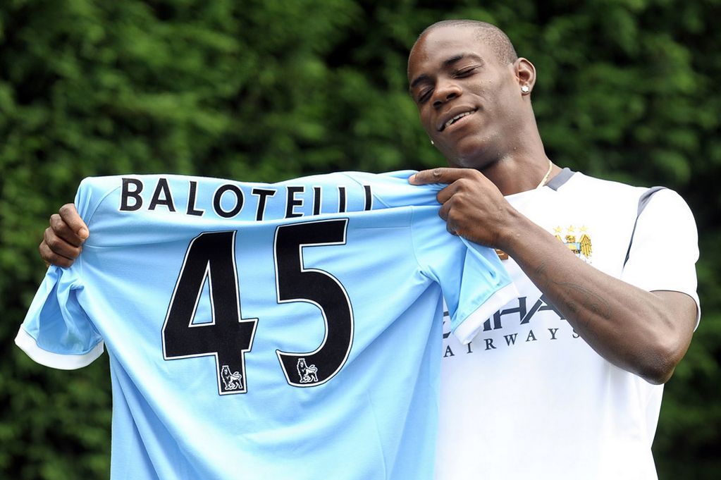 Las peores transferencias de la historia - mario-balotelli-manchester-city