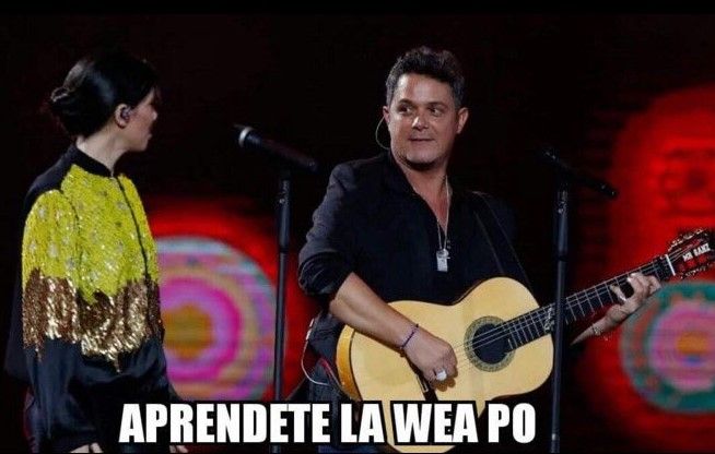 Video: cantante olvida letra de 'Corazón partío' en dueto con Sanz - meme-Alejandro-Sanz3