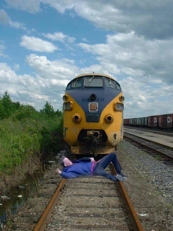 Ridículo de Van Gaal en partido contra el Arsenal - meme-lvg