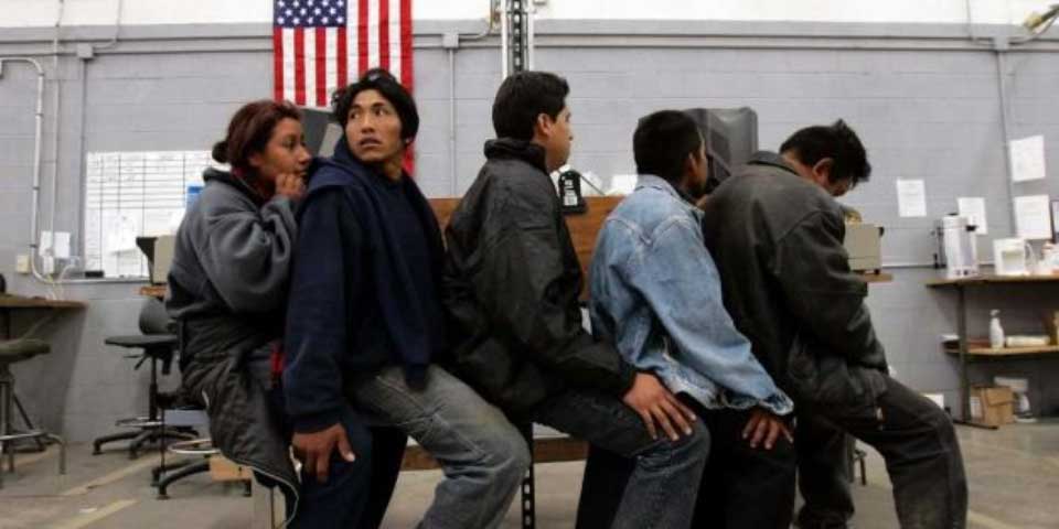 Mueren dos mexicanos por negligencia tras detención en EE.UU. Mueren dos mexicanos por negligencia tras detención en EE.UU.