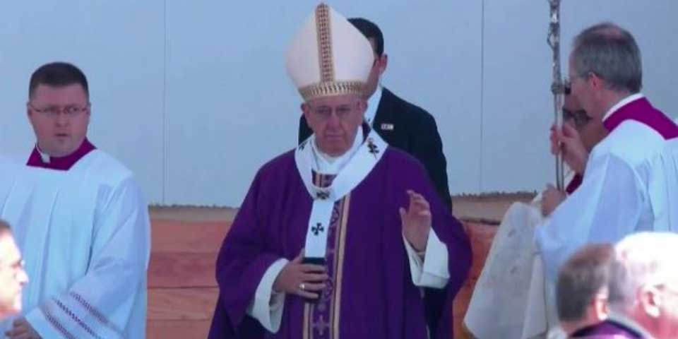 Riqueza, vanidad y orgullo son tentaciones del diablo: papa Francisco