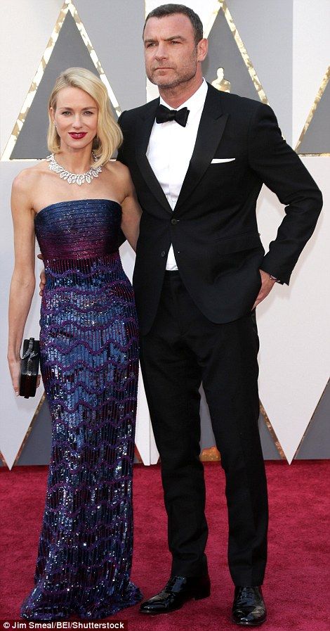 Nominados desfilan por la alfombra roja - oscars-rc-2