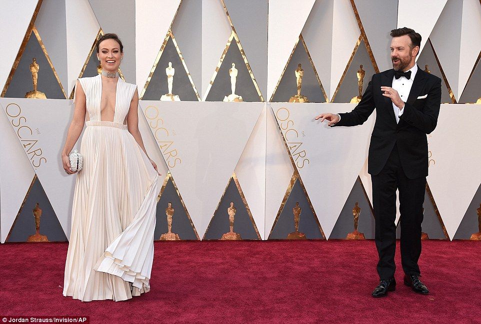 Nominados desfilan por la alfombra roja - oscars-rc-7