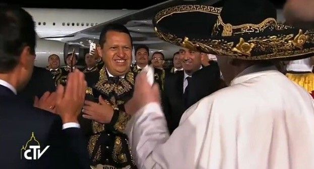 La llegada del papa Francisco en imágenes - papa-Francisco-AICM-12feb-CTV