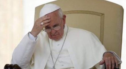 Vaticano niega que el papa Francisco utilice WhatsApp