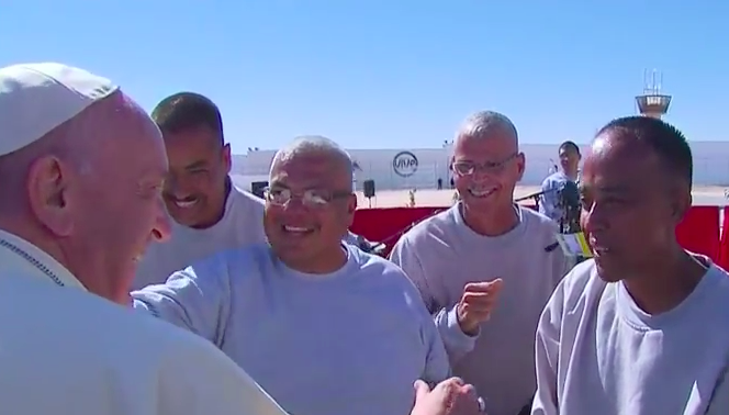 Nadie evitó que el papa Francisco escuchara las voces de México: Osorio Chong