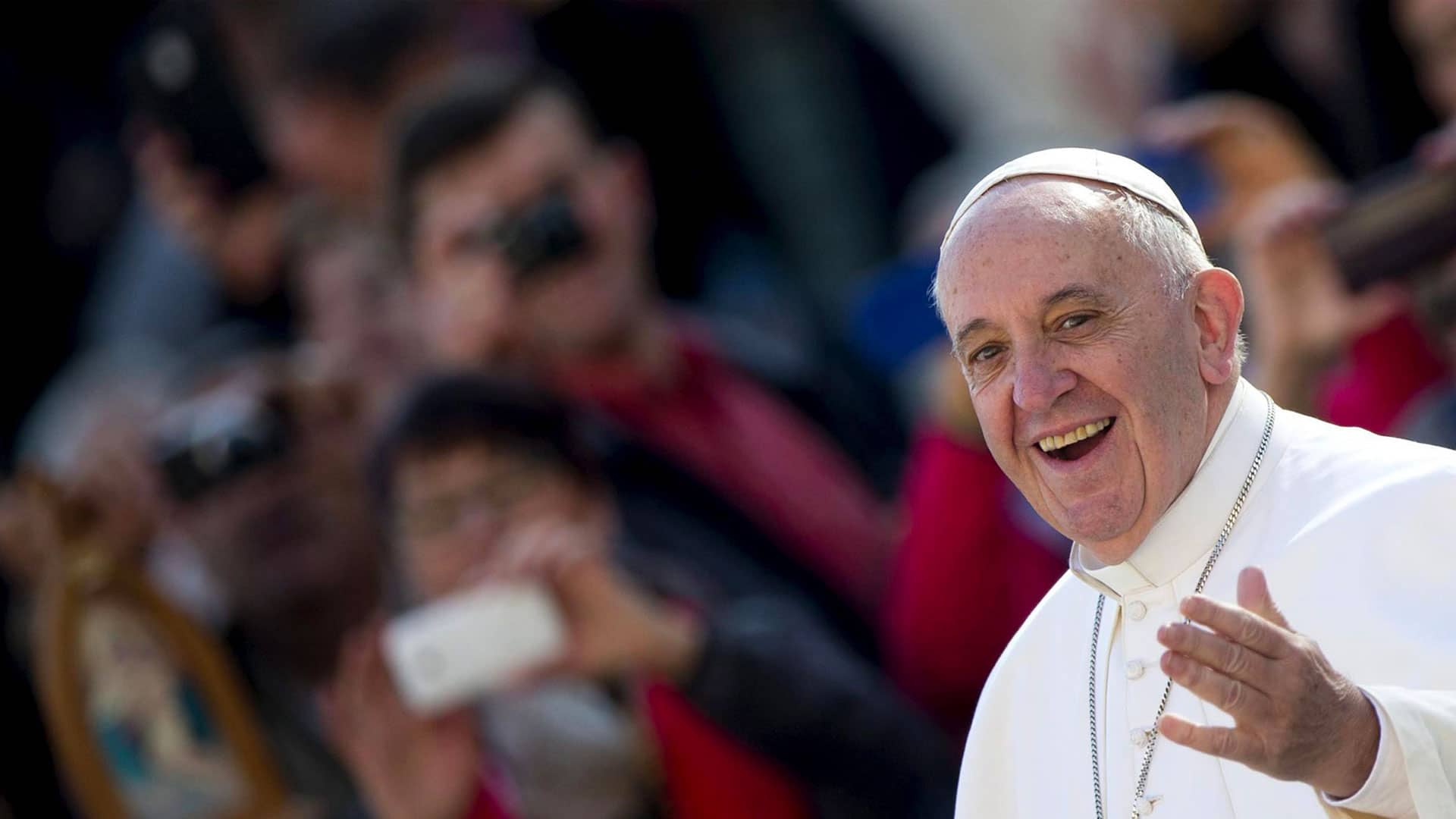 La familia es la primera escuela de la nación: papa Francisco