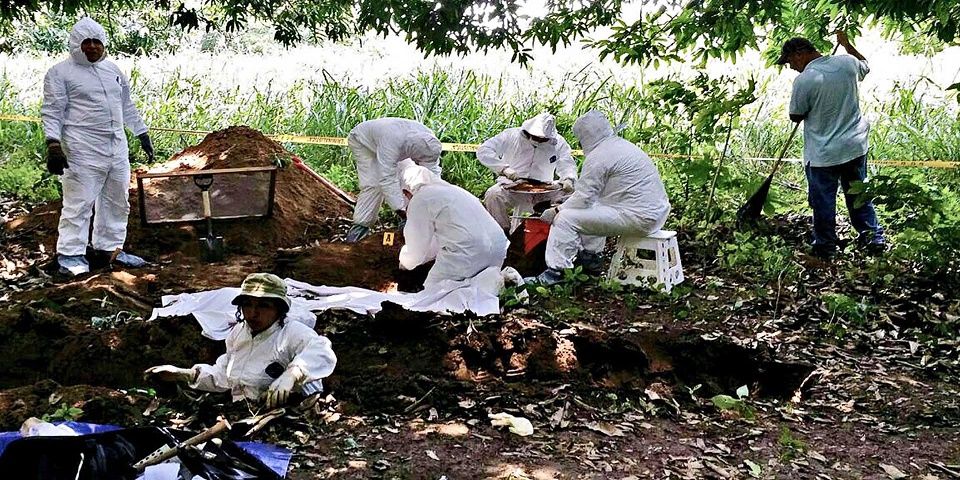 Expertos del GIEI terminan investigación sobre caso Ayotzinapa en abril: Osorio Chong - peritos-Caso-Iguala-Ayotzinapa