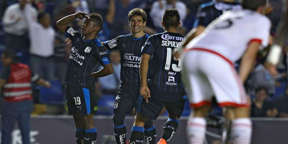 Querétaro vence al DC United