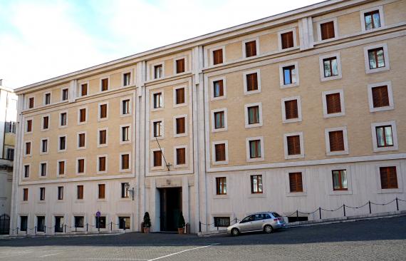 Encuentran muerta a la recepcionista del papa Francisco - santa-marta