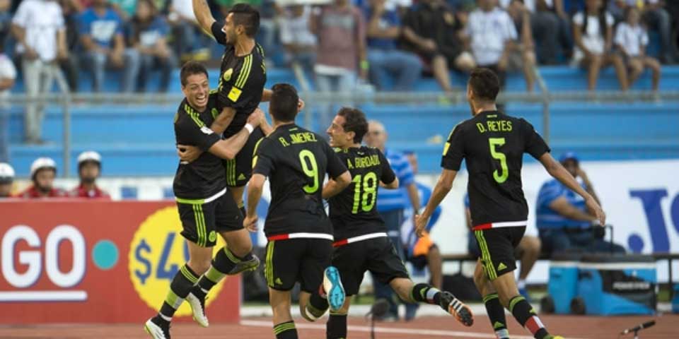 México sube un lugar en ranking de FIFA