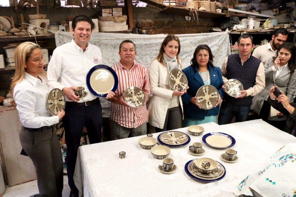 El papa comerá en vajilla elaborada por familia moreliana - vajilla-papa-francisco-morelia-1-1024x682