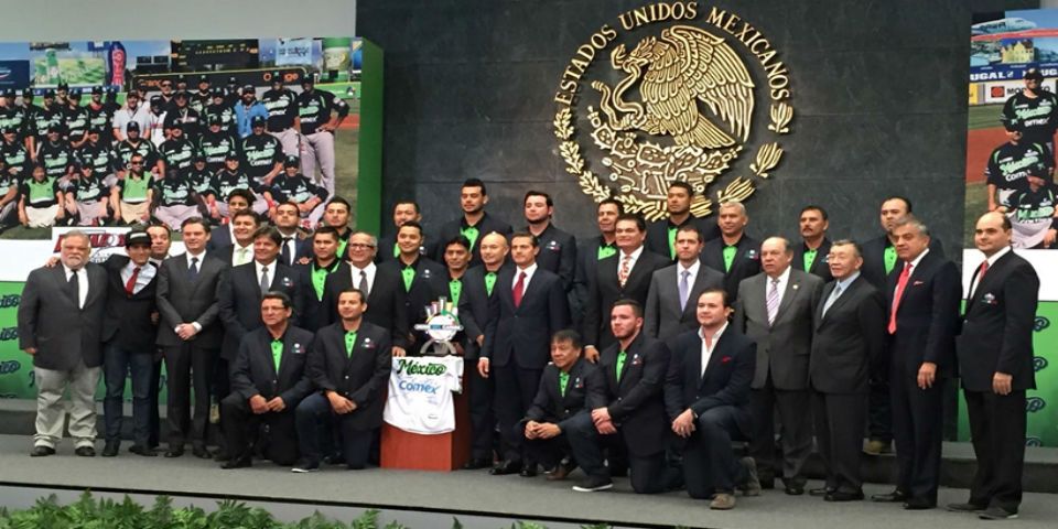 EPN recibe a campeones Venados de Mazatlán