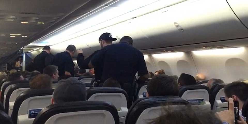 Desvían vuelo de Alaska Airlines por pasajero ebrio