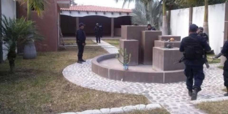 Capturan a dos presuntos integrantes de Los Zetas Capturan a dos presuntos integrantes de Los Zetas