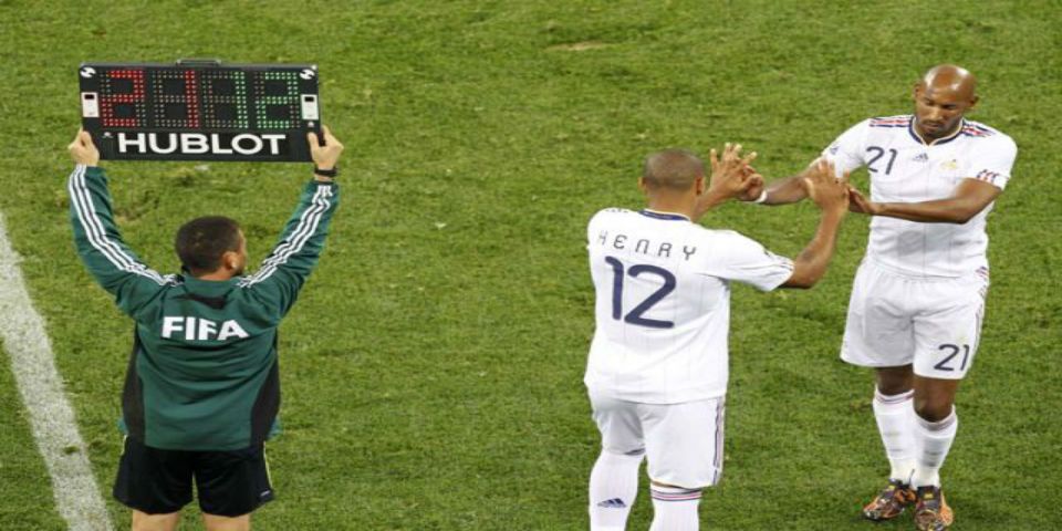 FIFA permitirá cuatro cambios en JJ.OO. y Mundial de Clubes FIFA permitirá cuatro cambios en JJ.OO. y Mundial de Clubes