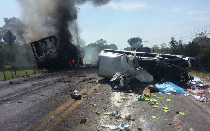 Choque en Villahermosa deja al menos seis muertos - Accidente-Villahermosa-Frontera-Tabasco-4