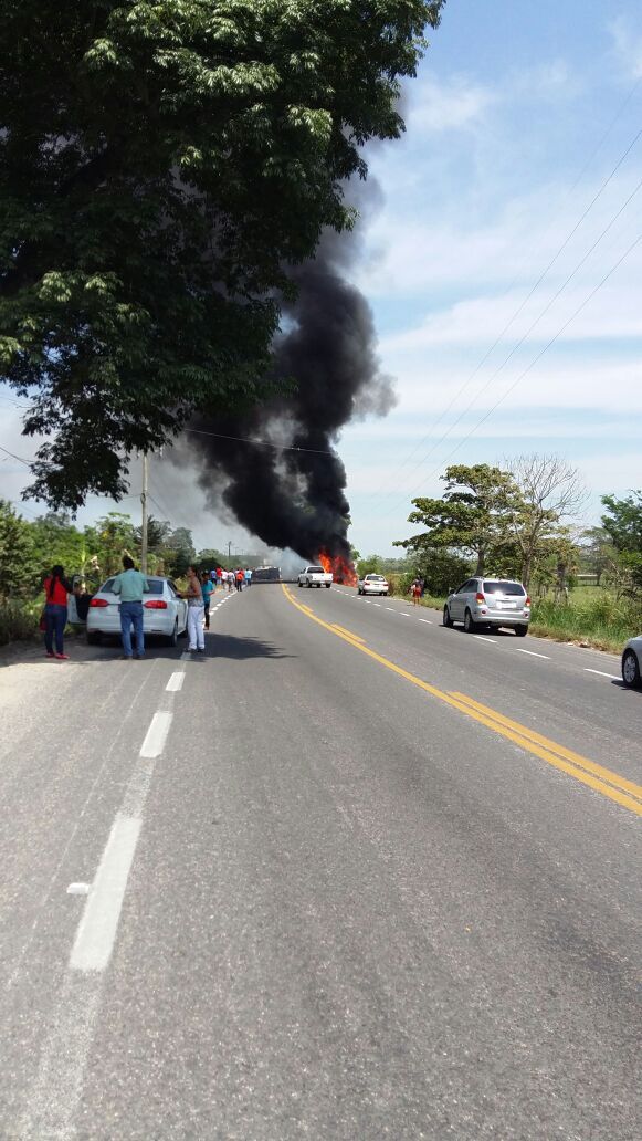 Choque en Villahermosa deja al menos seis muertos - Accidente-Villahermosa-Frontera-Tabasco-7