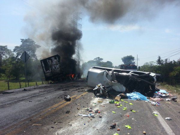 Choque en Villahermosa deja al menos seis muertos - Accidente-Villahermosa-Frontera-Tabasco