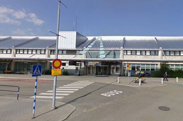 Evacuan aeropuerto en Suecia por amenaza de bomba - Aeropuerto-Suecia-amenaza-google