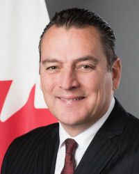 Mexicanos todavía necesitan Visa para viajar a Canadá - Alarie_Pierre