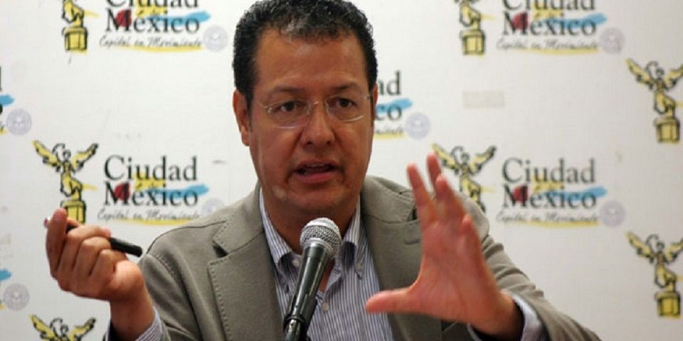 Inhabilitan a extitular de Obras de la Ciudad de México