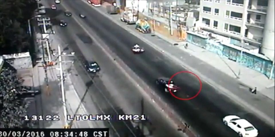 Taxistas provocan accidentes con motociclistas