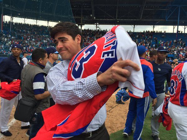 Tampa Bay vence a Cuba en partido histórico - CeLt2H8UUAARG_4