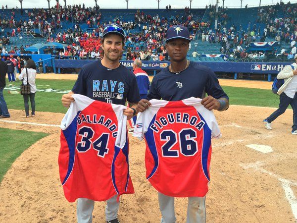 Tampa Bay vence a Cuba en partido histórico - CeLt2IEUsAELNEL