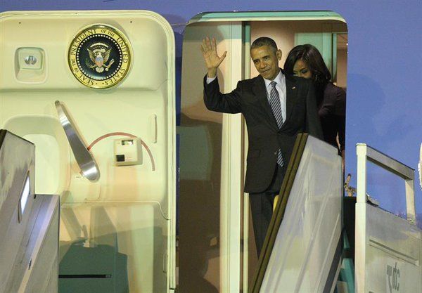 Obama llega a Argentina - CeNPzpRUsAAHN89