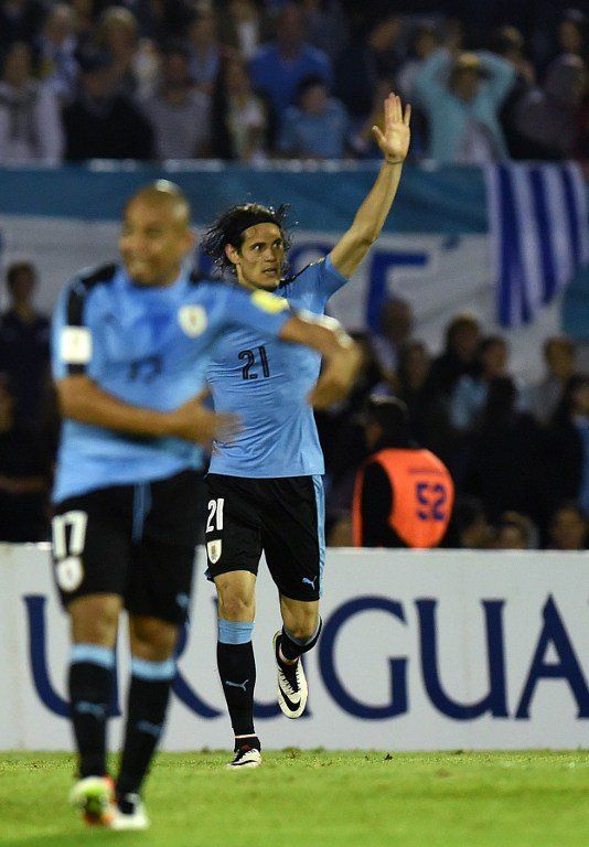 Uruguay asume liderato de las eliminatorias sudamericanas - CewgHxWWsAEQlcG