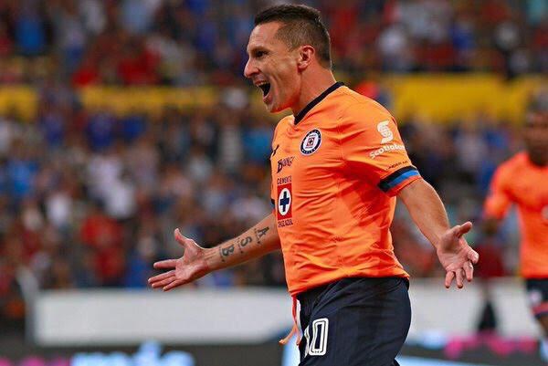 'Chaco' Giménez caricaturiza su fractura en Twitter - Chaco-Gimenez4