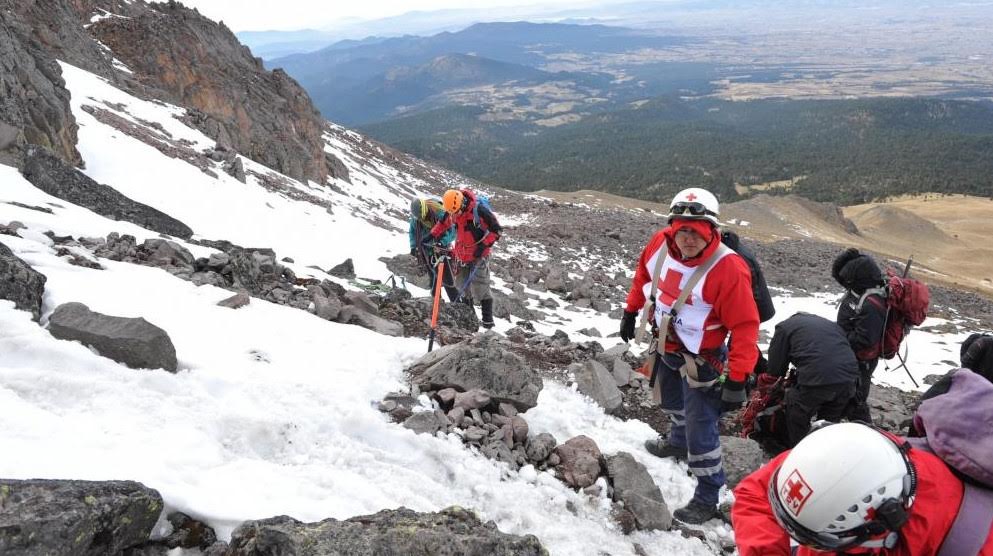 Mueren dos alpinistas en el Nevado de Toluca - Cruzroja-alpinistas-Nevado-de-toluca4