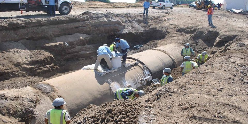 Red de agua potable en la Ciudad de México, hecha de material cancerígeno