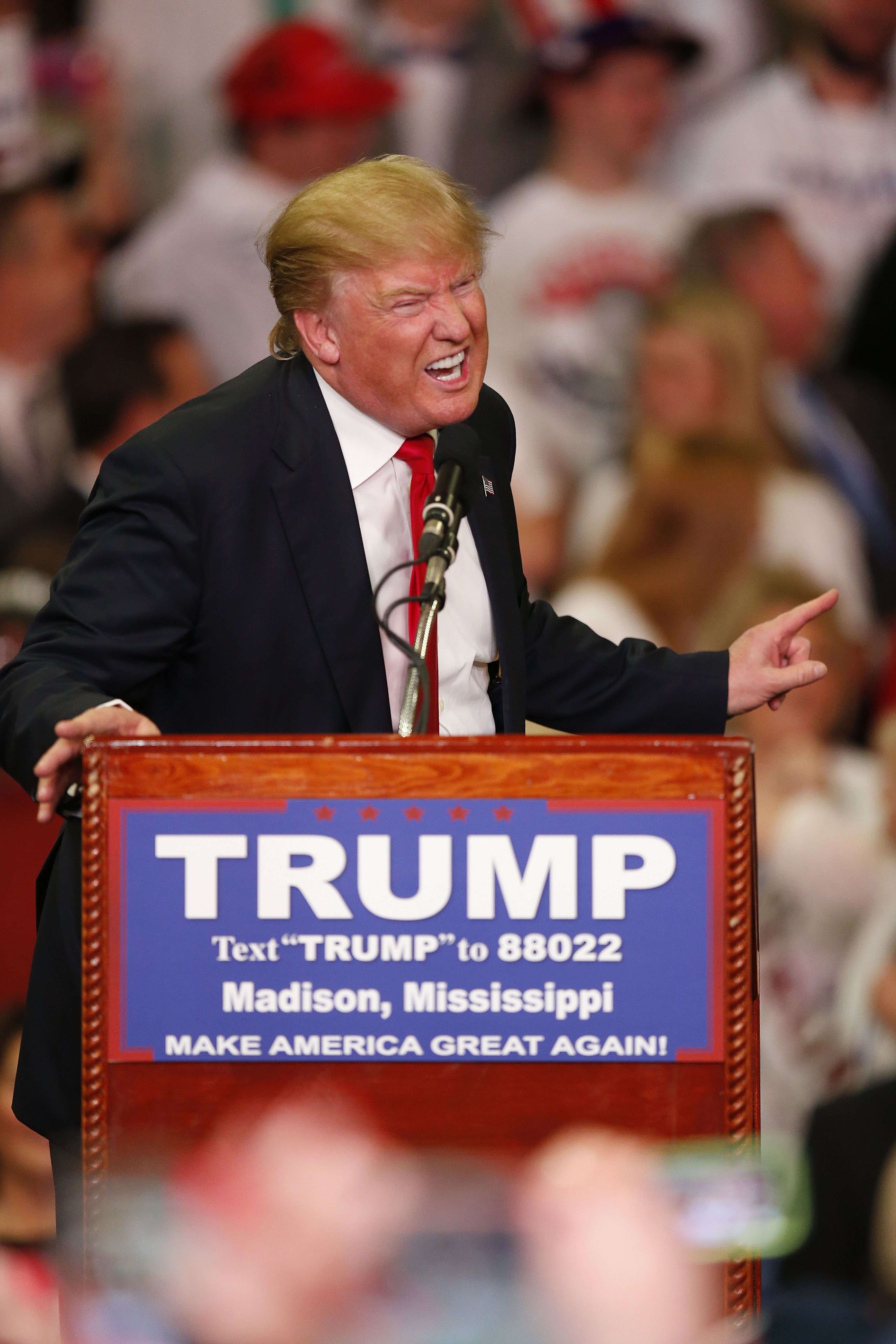 Revelan anuncios en Facebook utilizados para influir en elecciones de EE.UU. - Donald-Trump-2-1