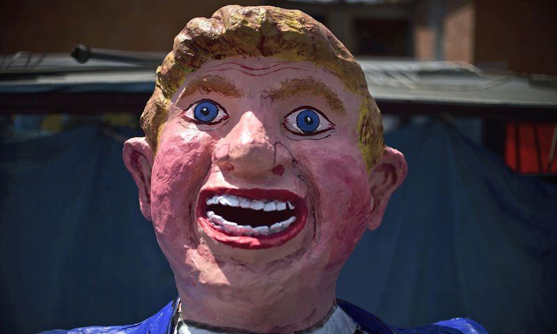 Queman a ‘Trump’ en Monterrey