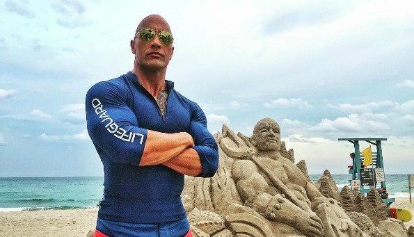 ‘La Roca’ revela primera imagen de ‘Guardianes de la Bahía’ ‘La Roca’ revela primera imagen de ‘Guardianes de la Bahía’