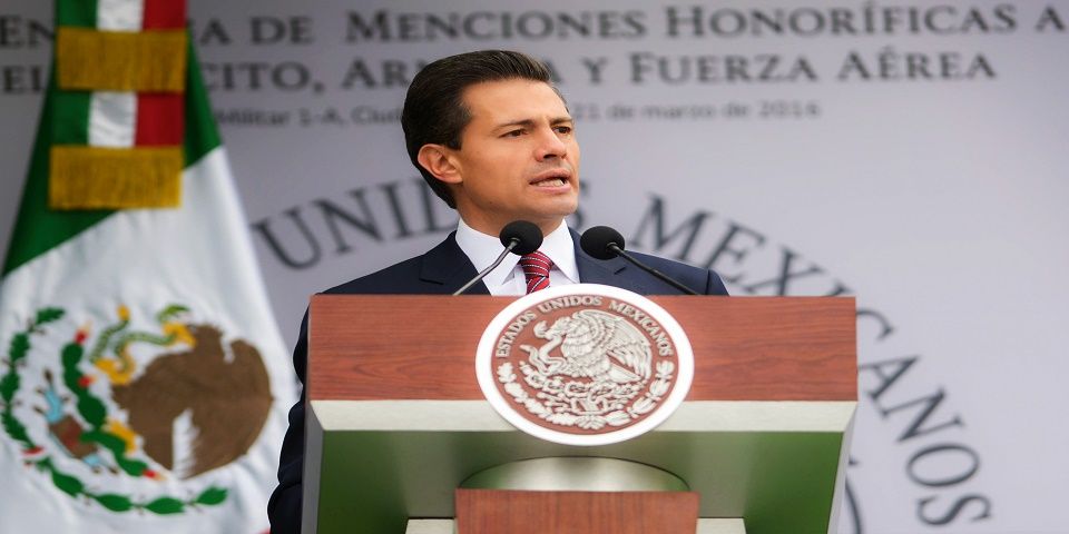 Militares deben apegarse a la ley y derechos humanos: EPN