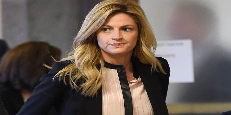 Erin Andrews gana demanda por escándalo de espionaje