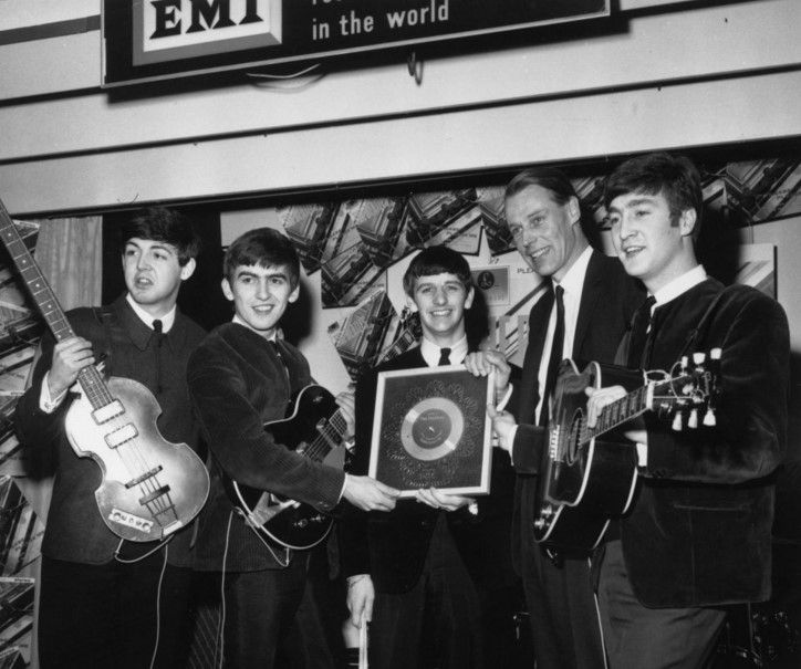 Muere George Martin, productor de The Beatles - George-Martin-Beatles-Getty-Images