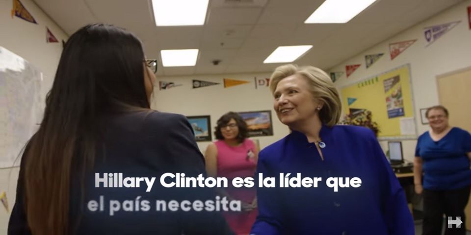 Video: Hillary Clinton lanza spot en español