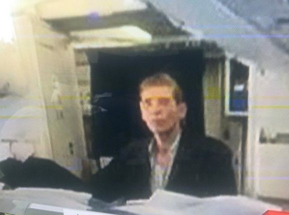 Detienen a secuestrador de avión de EgyptAir - Ibrahim-Samaha