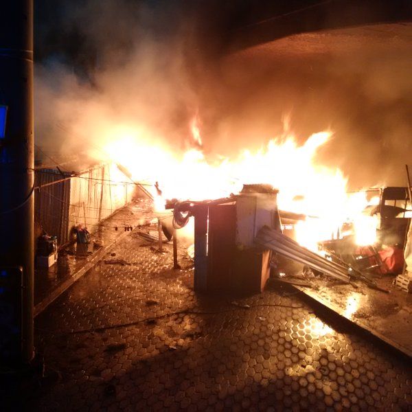 Fuerte incendio en La Raza - Incendio-La-Raza